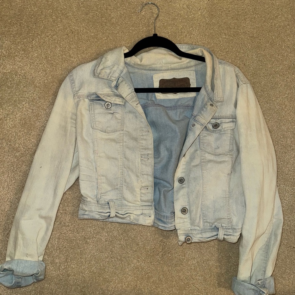 Wallflower Light Wash Jean Jacket